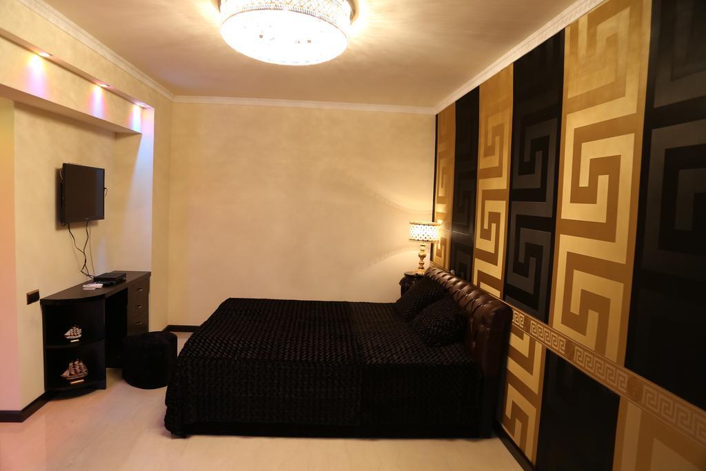 Versace Downtown Yerevan Apartment Bilik gambar